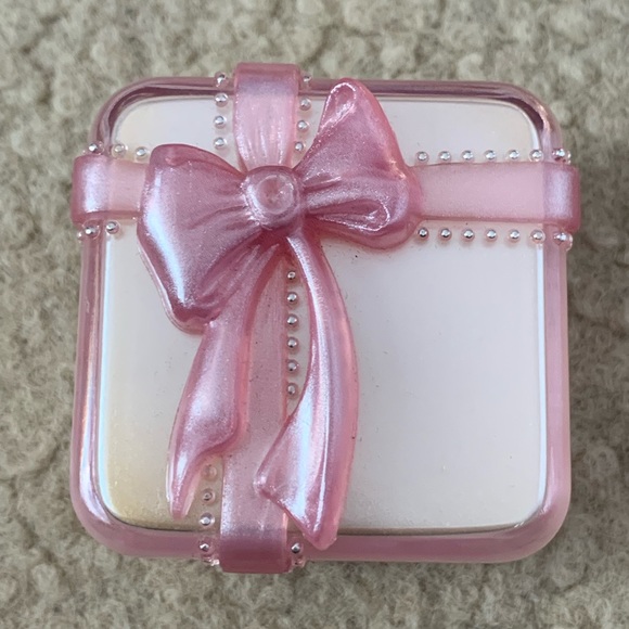 Vintage 14kt Rose Gold Post Earrings - Picture 3 of 3